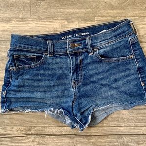 Old Navy Boyfriend Cutoff Jean Shorts In Deep Sky